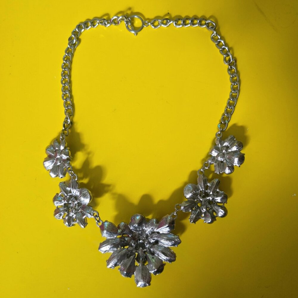 Chunky Rhinestone Floral Statement Necklace - Picture 3 of 5